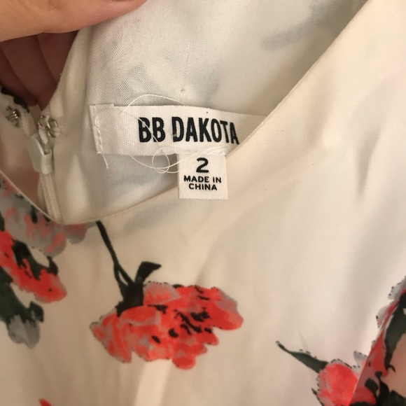 BB Dakota white floral midi dress - Picture 2 of 2